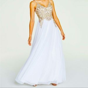 SAY YES TO THE DRESS Wedding/Prom Gown NWT